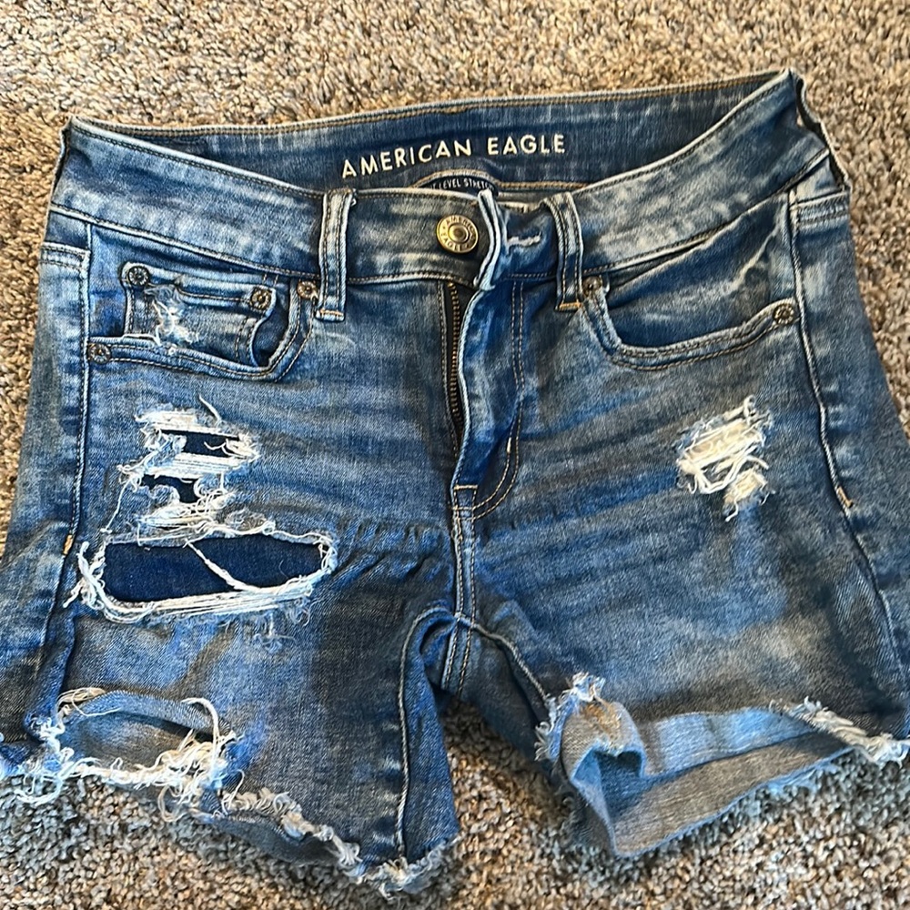 American Eagle denim jean shorts distressed size 2